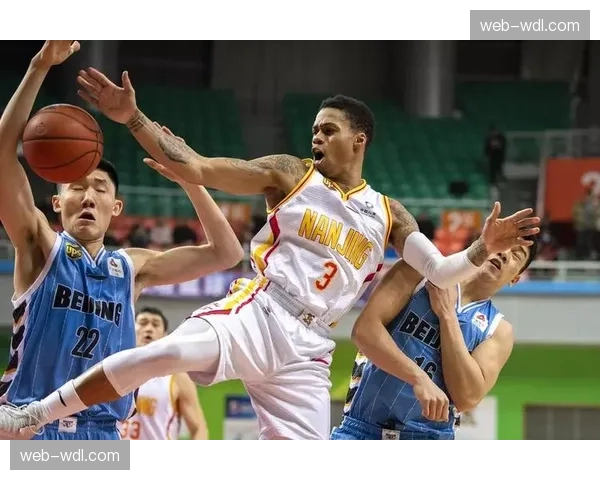 前NBA球员布莱克尼与南京同曦续约两年 前NBA球员布莱克尼与南京同曦续约两年