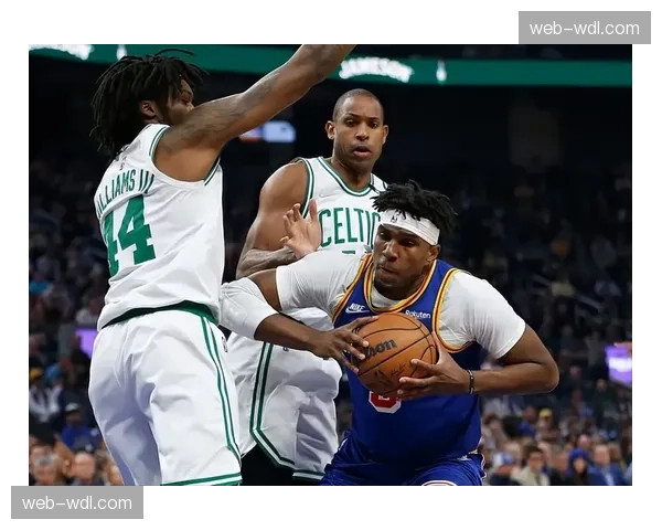 球员动态:防守专家罗伯特·威廉姆斯三世因伤赛季报销,对其球队防守体系的影响 球员动态:防守专家罗伯特·威廉姆斯三世因伤赛季报销,对其球队防守体系的影响